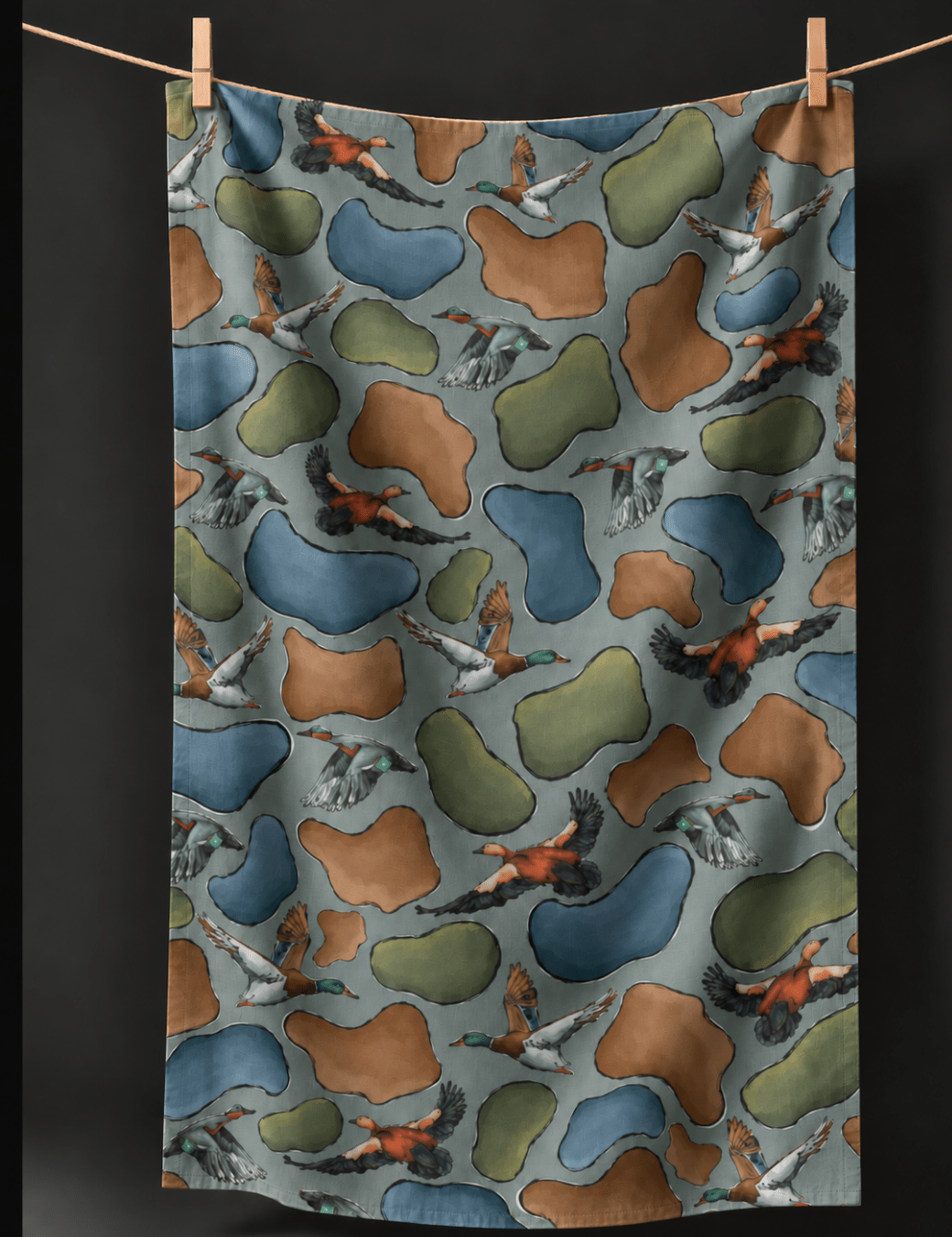 Ducks in Camo Kitchen Towel - Absorb-lumen