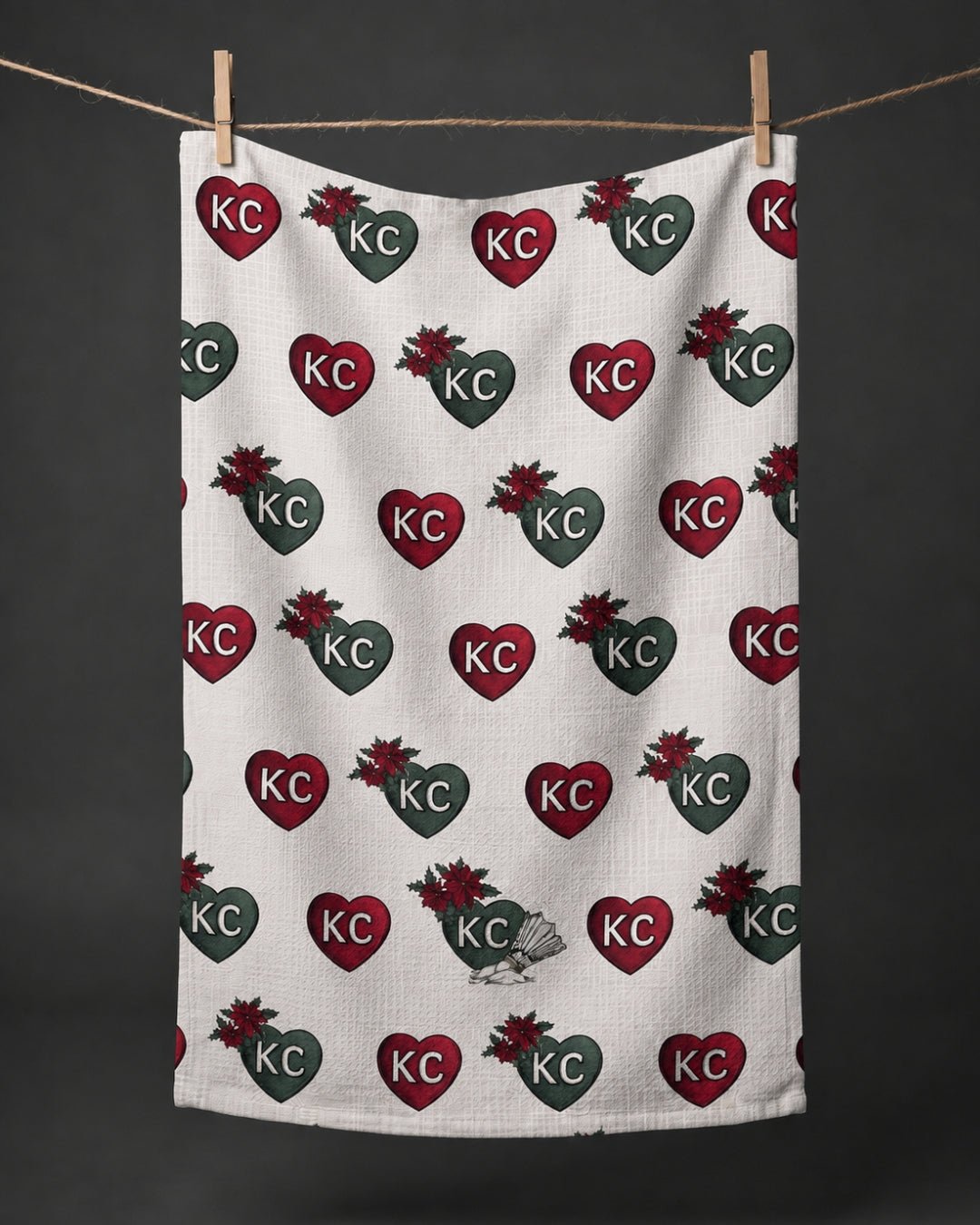 Poinsettia KC Hearts Kitchen Towel - Absorb-lumen